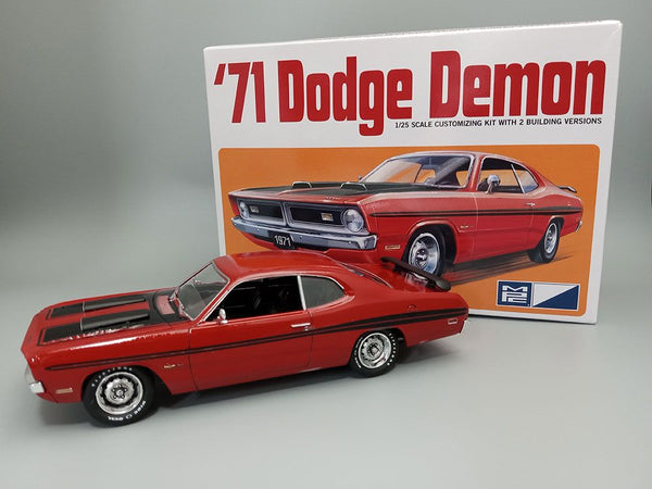 MPC 1/25 1971 Dodge Demon