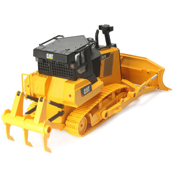 Diecast Masters 1/24 RC Caterpillar D7E Bulldozer RTR