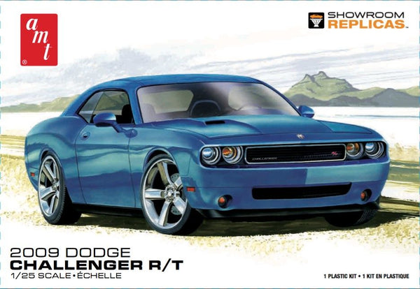 AMT 2009 Dodge Challenger R/T 1/25 Model Kit (Level 2)