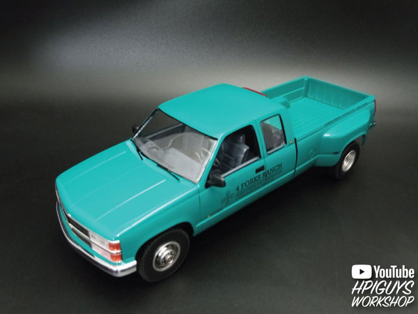 AMT 1/25 1996 Chevrolet C-3500 Dually Pickup Easy Build