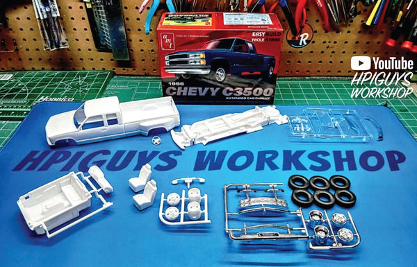 AMT 1/25 1996 Chevrolet C-3500 Dually Pickup Easy Build