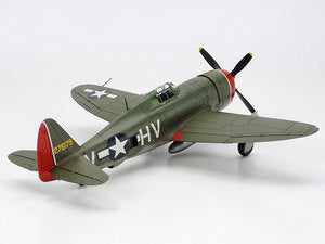 1/72 P-47D Thunderbolt Plastic Model Airplane Kit