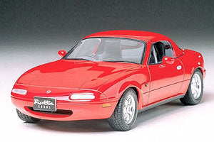1/24 Mazda Eunos Roadster Plastic Model Kit