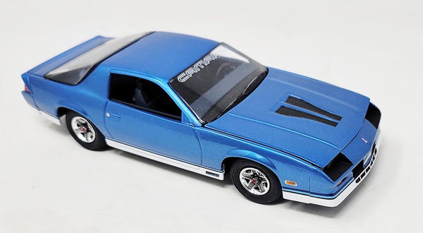 Atlantis 1982 Chevy Camaro Route 32 1/32 Scale