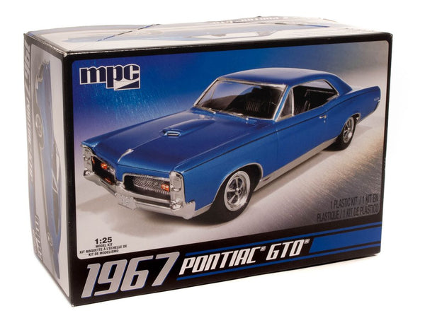 MPC 1967 Pontiac GTO Molded in White 1/25 Model Kit (Level 2)